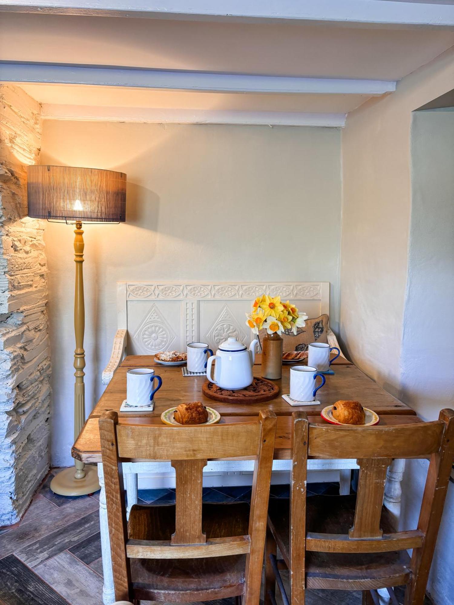 Holiday home April