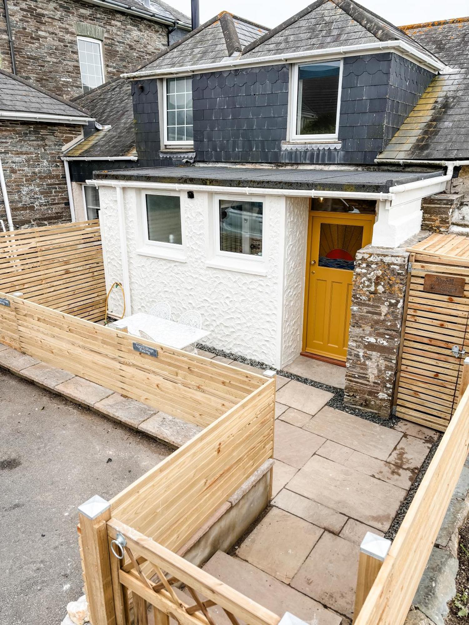 April Holiday home